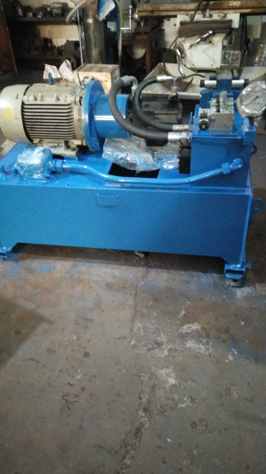 15 Hp Hydraulic Power Pack - Color: Blue