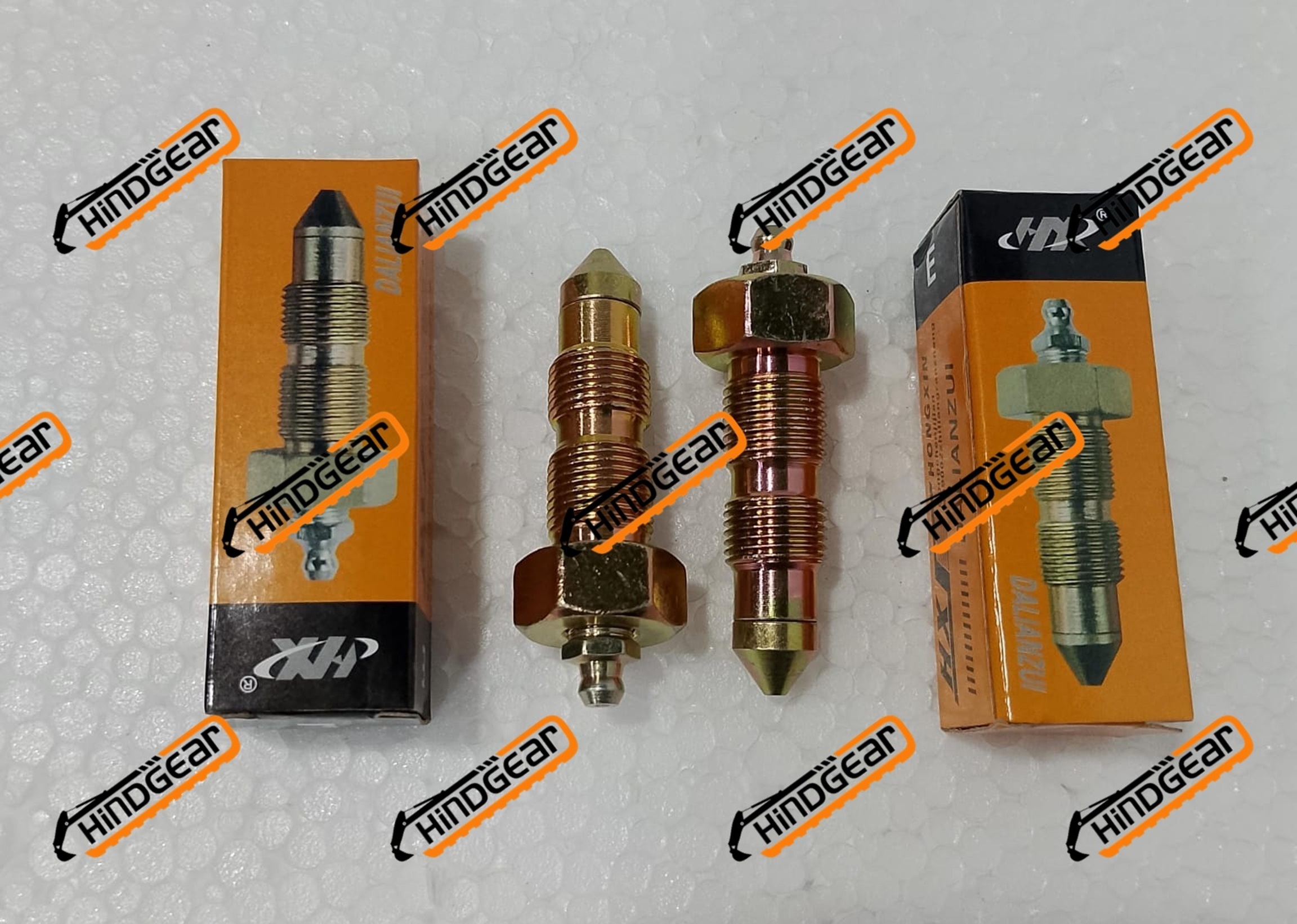 Track Nipple Js 205 Excavators. - Color: Gold