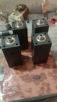 Customised Hydraulic Cylinder