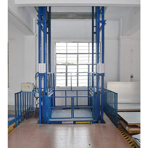 Hydraulic Goods Lift - Material: Stainless Steel