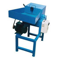 Copra Cutter