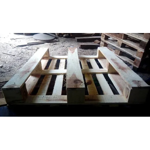 Jungle Wood Wooden Pallets - Color: Brown