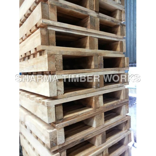 Two Way Pallets With Solid Runners - Color: Brown