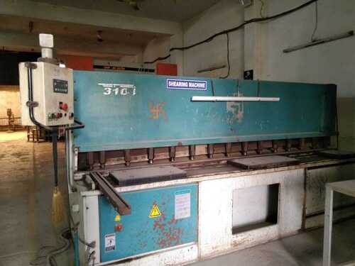 CNC SHEARING MACHINE