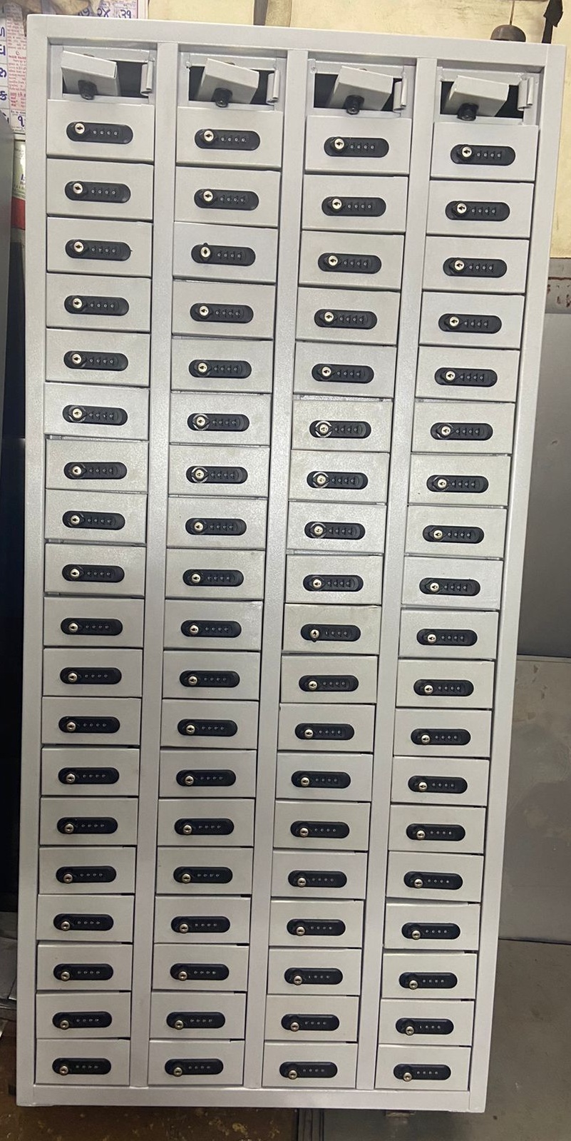 Numerical Lockers