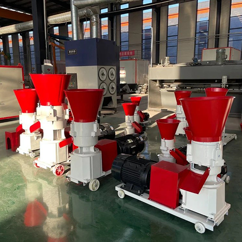 Automatic Biomass Pellets Making Machine - Dimension (L*w*h): 105*60*134 Cm Centimeter (Cm)