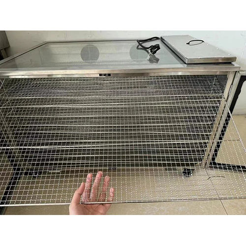 Solar Dehydrator For Fruit And Vegetable