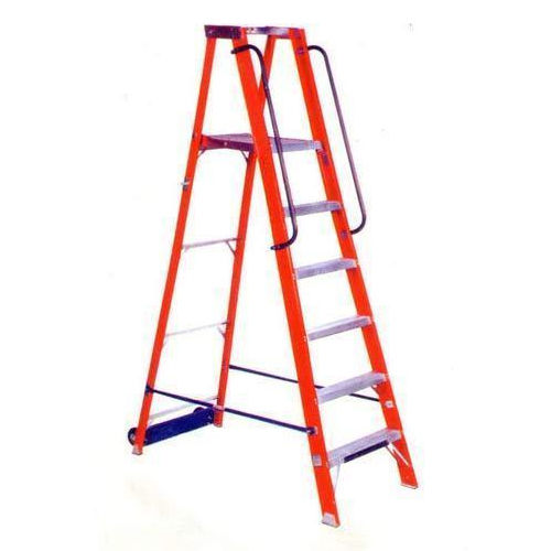 Self Supported Platform Ladder - Material: Aluminium