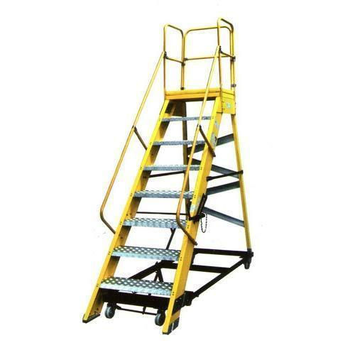 Mobile Maintenance Platform Ladder - Material: Aluminium