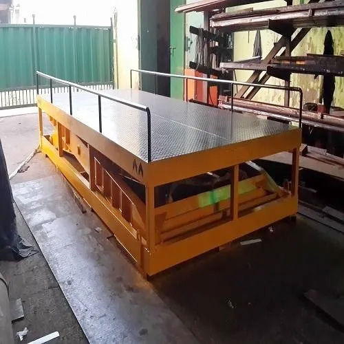 Hydraulic Scissor Lift For Warehouse - Load Capacity: 5-10 Tonne