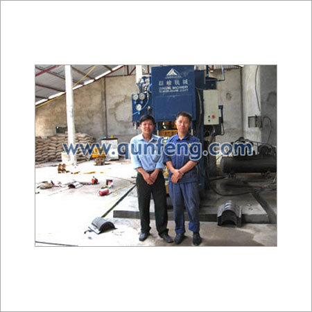 उच्च गति विस्तृत रंगीन टाइल्स मोल्डिंग लाइन