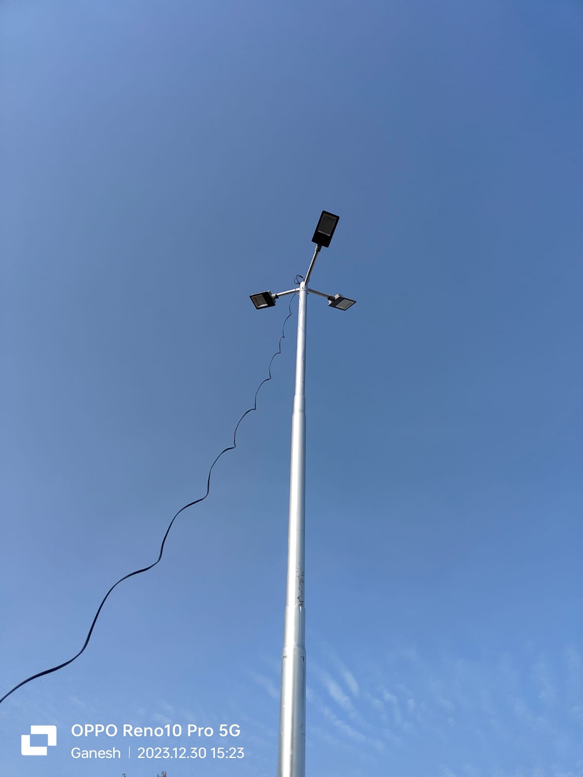 Lighting Pole - Ms Material 9 Foot Length Silver Color 9 Watt Socket 12 Volt Power | Ideal For Gardan Parking And Road Use