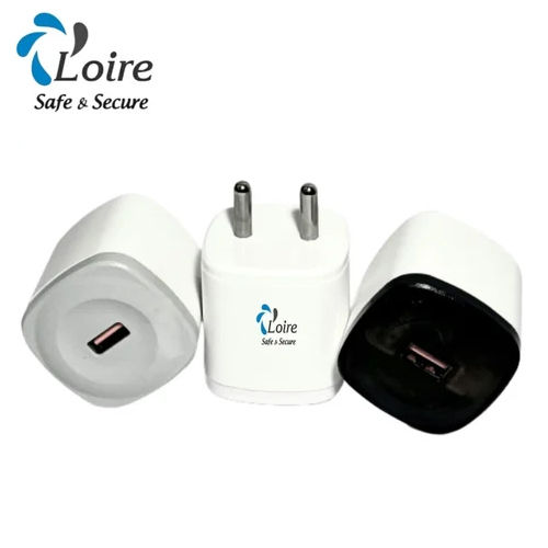 2.1A Polycarbonate Usb Charger - Color: White