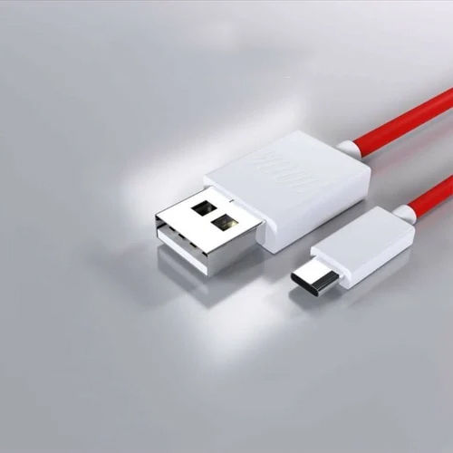 2.4A Polycarbonate Usb Data Cable - Color: White