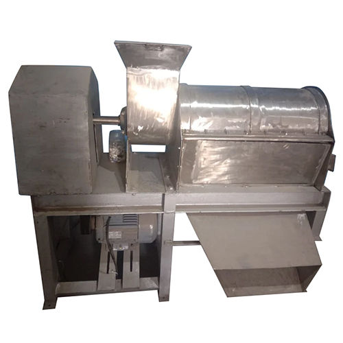 Fruit Pulper Machine - Capacity: 100 Kg/Hr