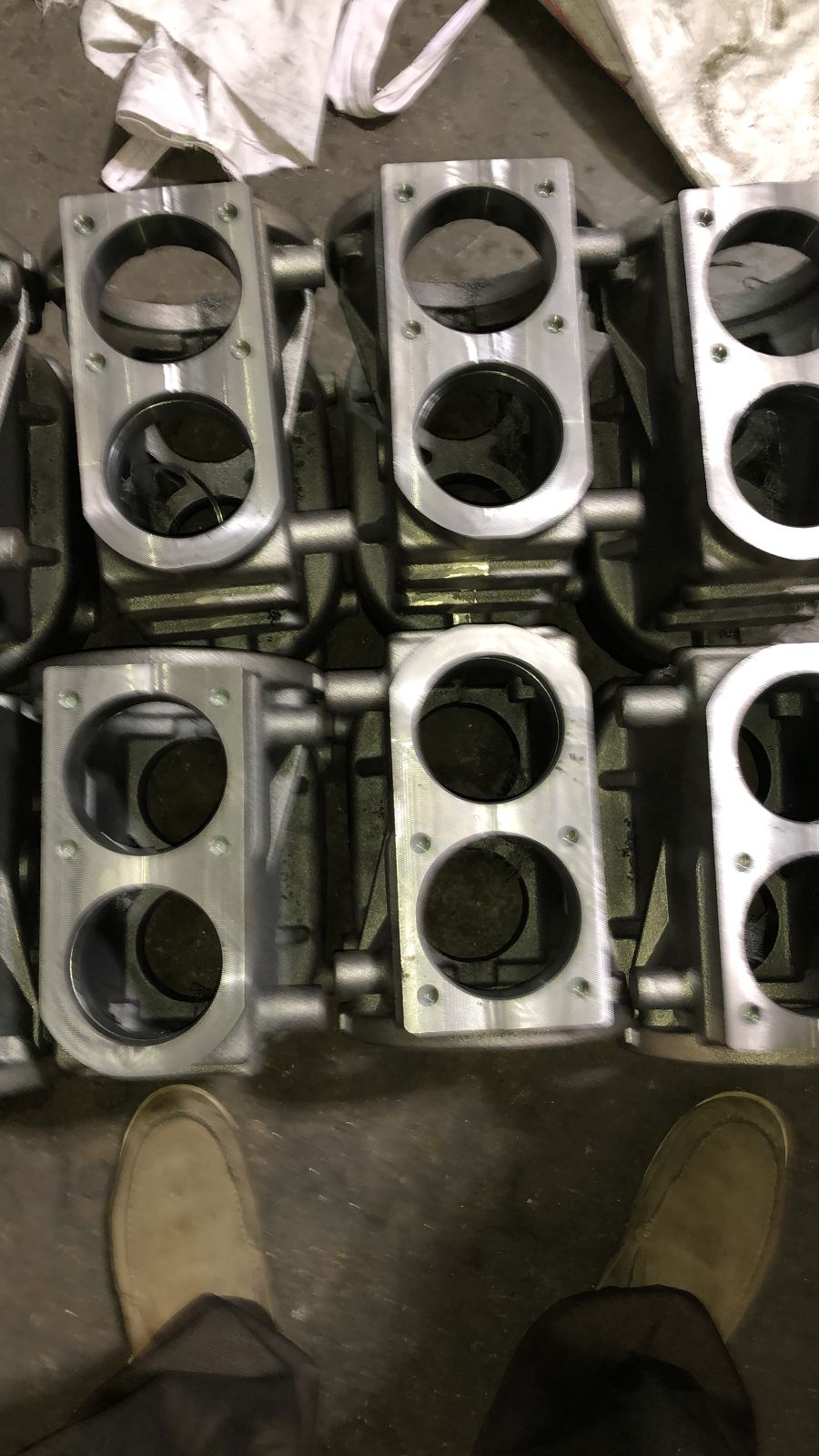 Hmc Vmc Casting With Machining Regular Body - Application: 1