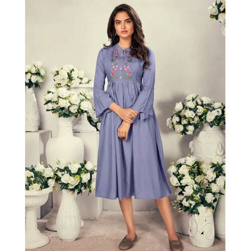 Ladies Designer Embroidery Rayon Kurti - Feature: Breathable