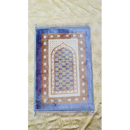 200 GSM Velvet Prayer Carpet