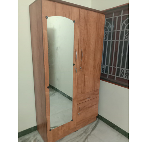 3.5 Feet Customised Engineered Wooden Wardrobe