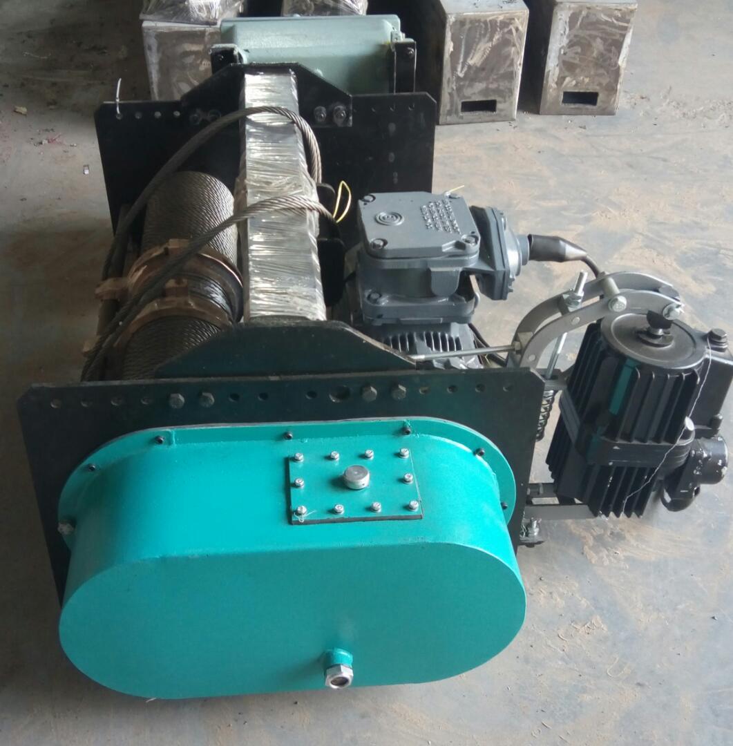 Flame Proof Hoist Power Source: Electric By Artech Engineers