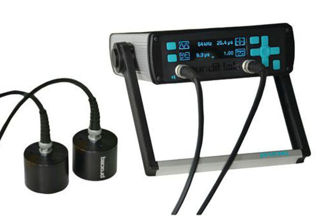 Ultrasonic Pulse Velocity Tester