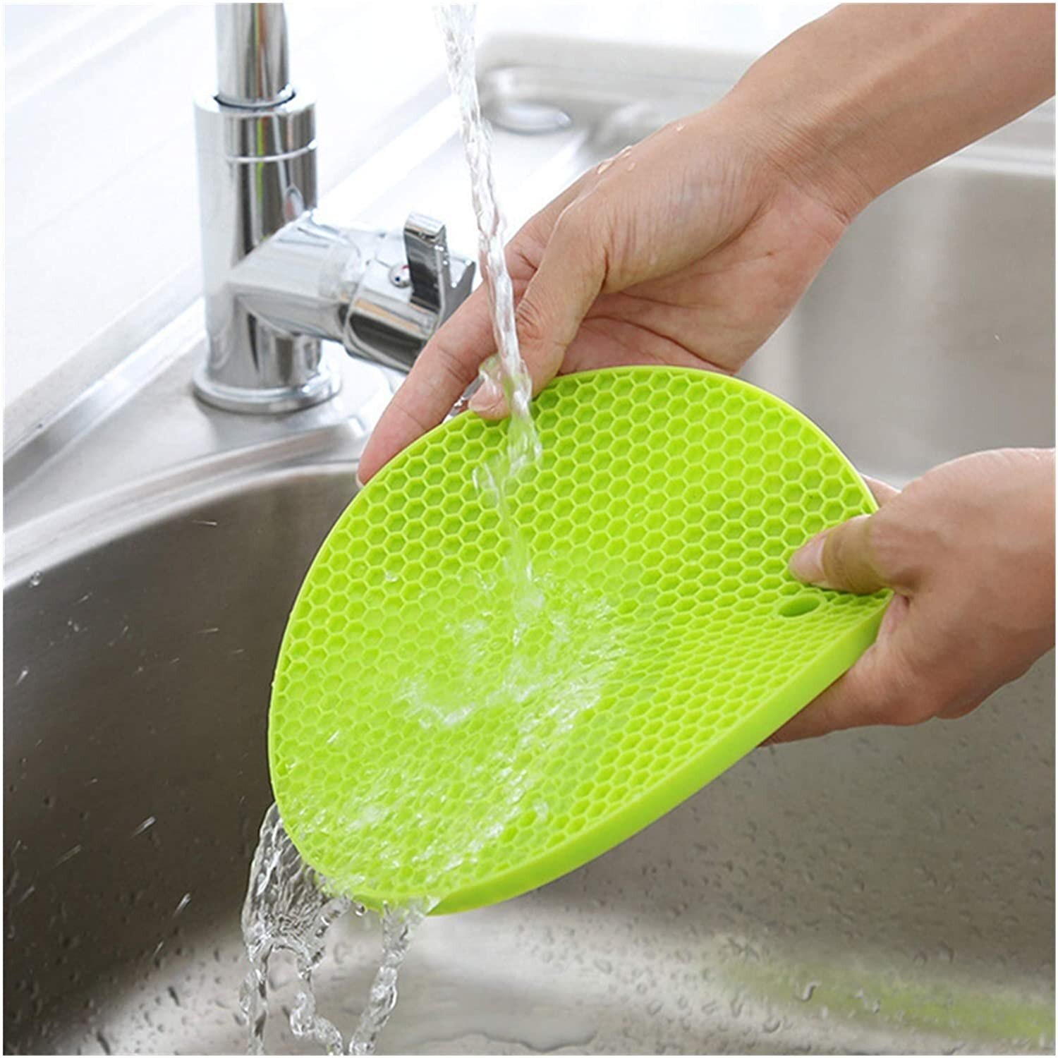 Mitsico Multipurpose Silicone Coaster Round Hot Mat for Kitchen and Dining/Hot Plate Stand