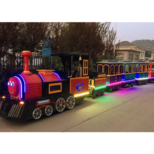 Amusement Park Family Train - Material: Metal