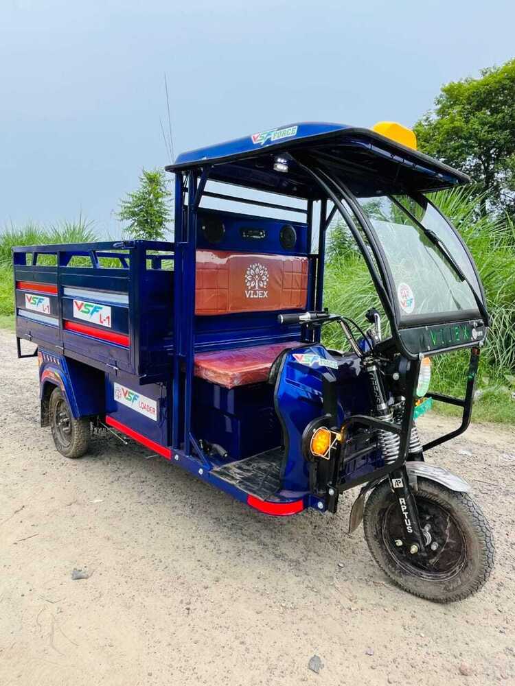 Electric Battery Passenger Rickshaw - Origin: India