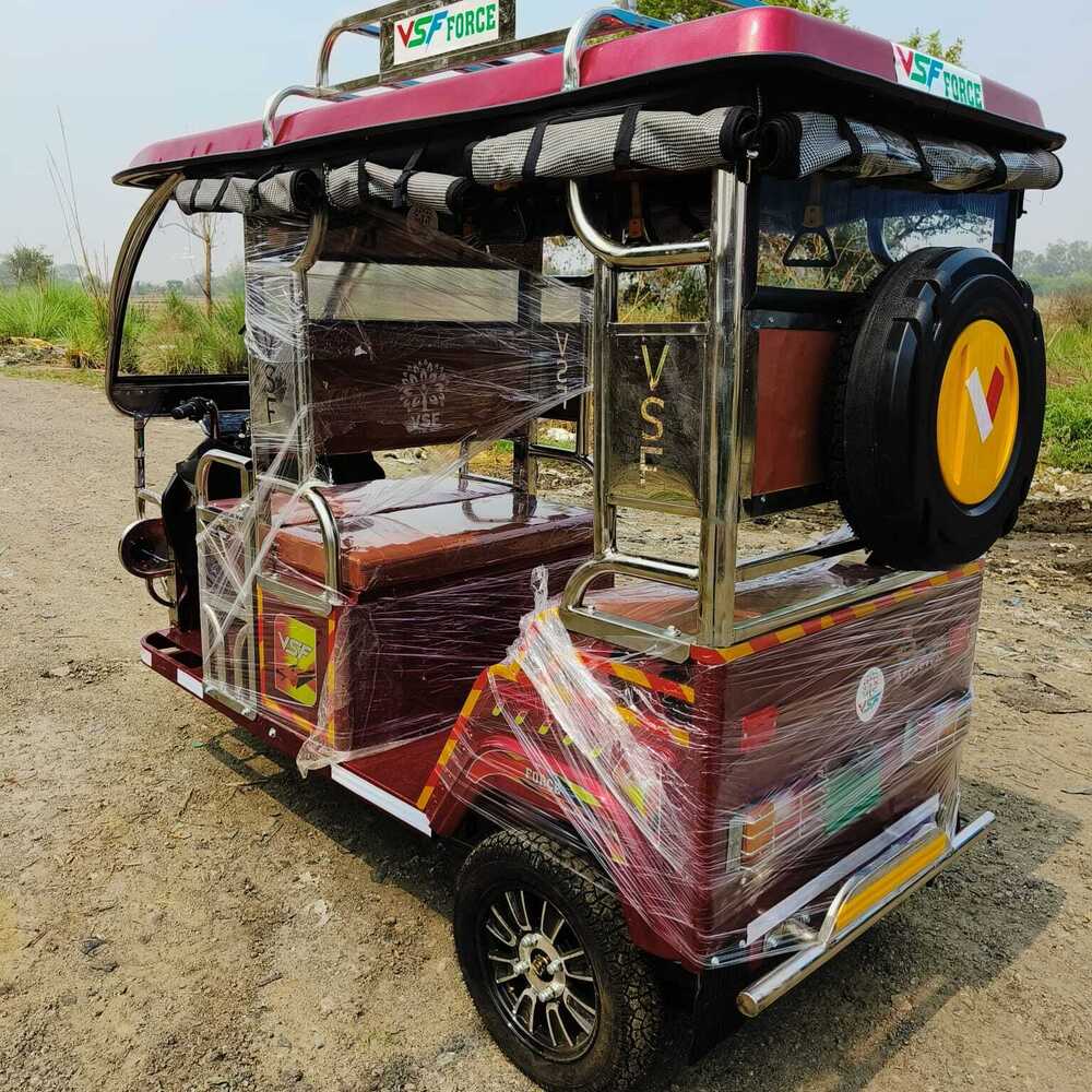 Electric E Rickshaw - Color: White