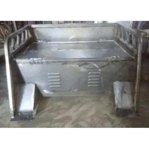 Ss E-Rickshaw Driver And Passenger Seat Box - Color: Silver