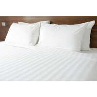 Cotton Hotel Bedding Set - Color: White