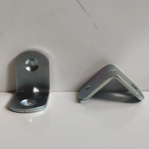 L Angle Bracket - Color: Silver