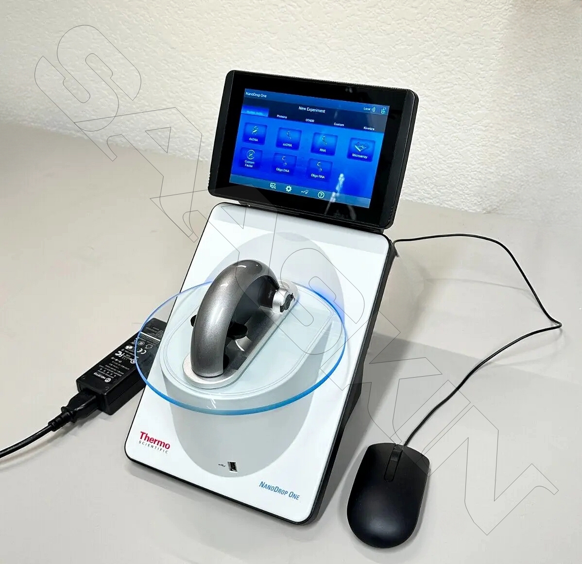 Thermo Fisher Scientific Nanodrop One Microvolume Uv-vis Spectrophotometer