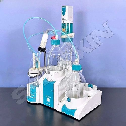 Metrohm 901 Titrando KF Titrations