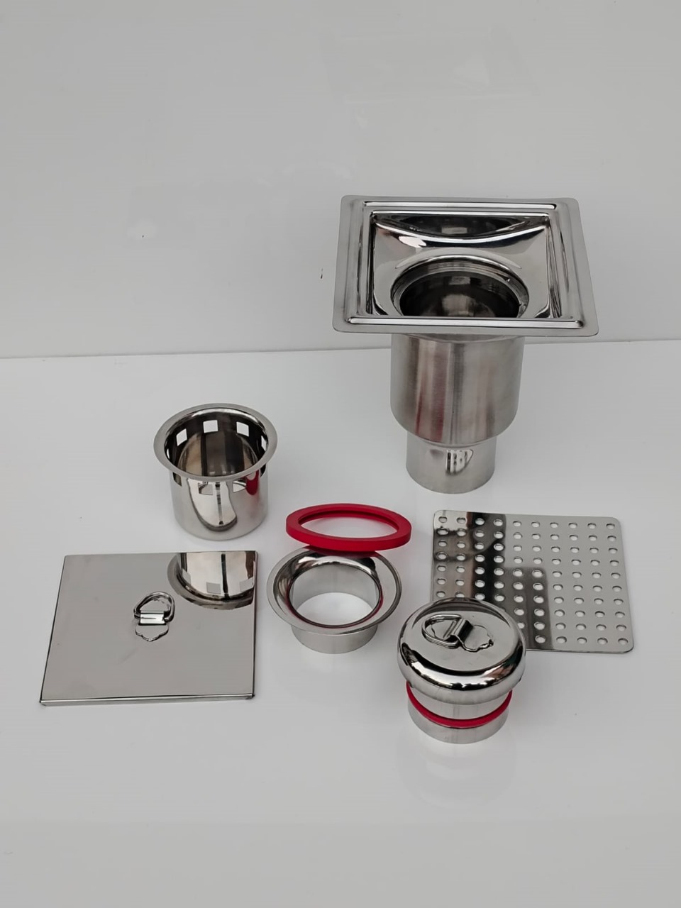 High-flow Ss Drain Traps - Stainless Steel, Automatic Operation | High Flow Capacity, Corrosion Resistance, Temperature & Pressure Resistance, Low Maintenance