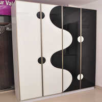 Customized  Modular Wardrobes