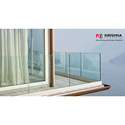 Cw-06 Stylish Glass Railing - Color: Colorless