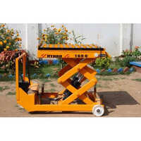 Hydraulic Scissors Lift (मोबाइल) Top Fitted With Rollers