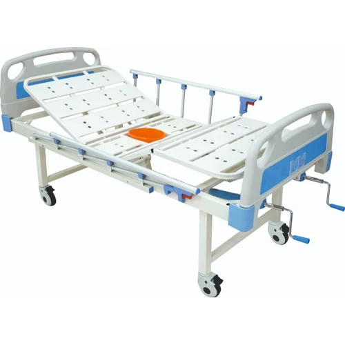 Fowlers Commode Cot Without Wheels Kw 476 - Color: White