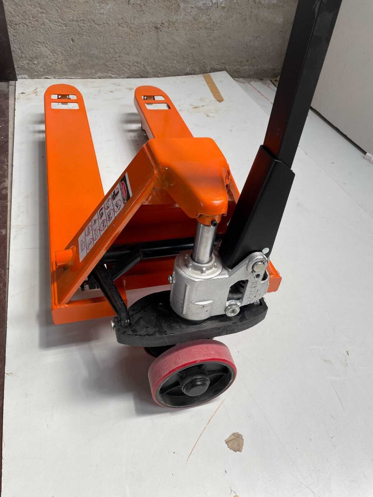 Hand Pallet 3 Ton Pu 550 - Color: Orange
