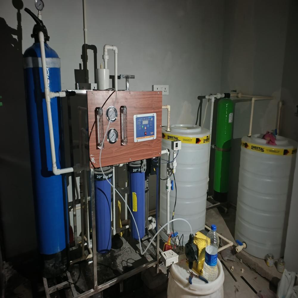 500 Lph Dm Water Plant & 250 Lph Ro Plant - Automatic Grade: Full Automatic