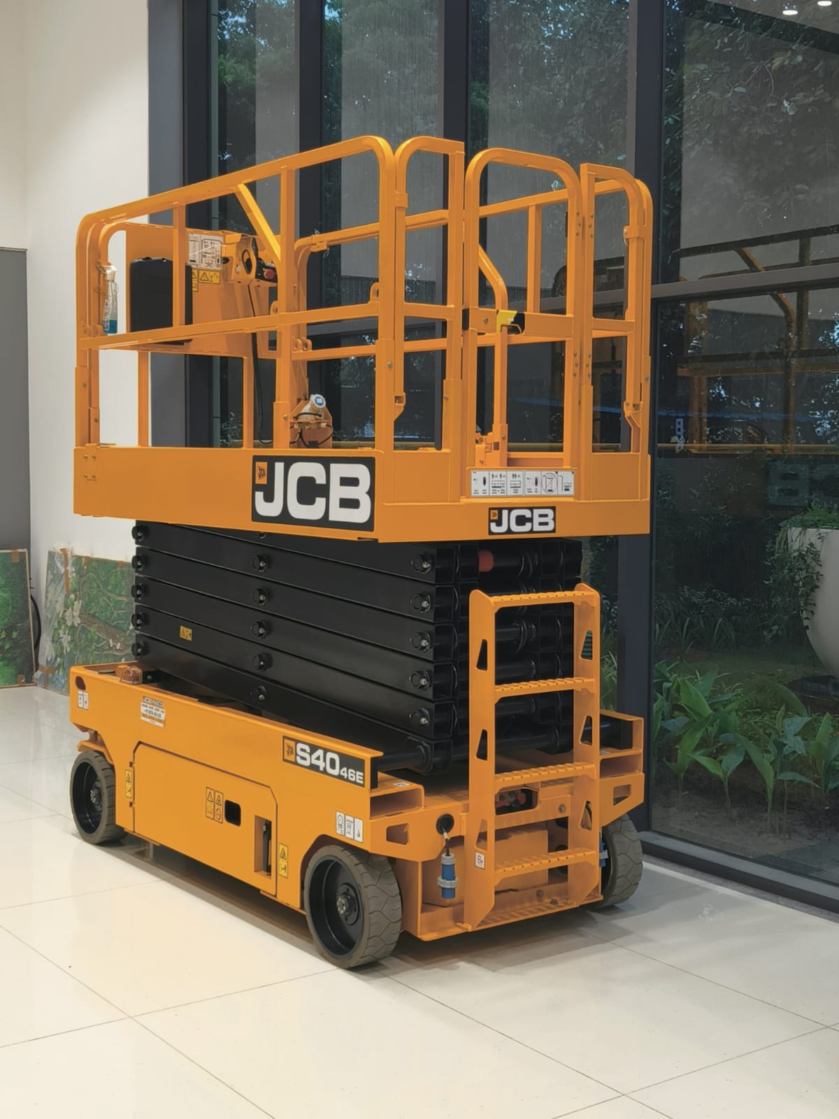 Electric Scissor Lifts on hire
