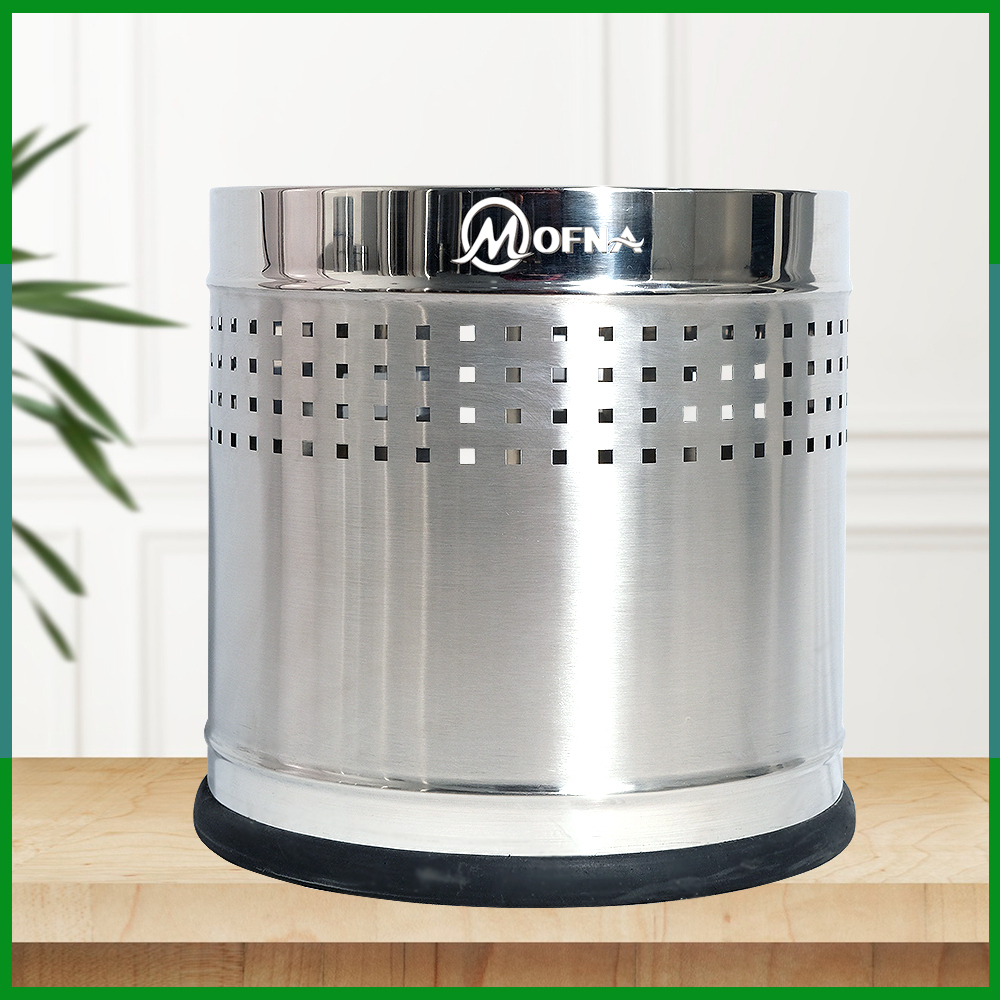 Round Shape Stainless Steel Planter Pots - Color: Silver