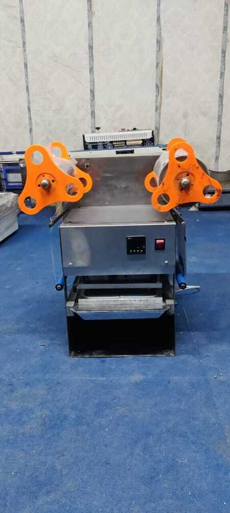 Food Container Automatic Sealing Machine - Accuracy: High  %