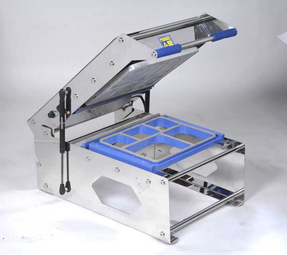 5 Portion Meal Tray Sealing Machine - Accuracy: High  %