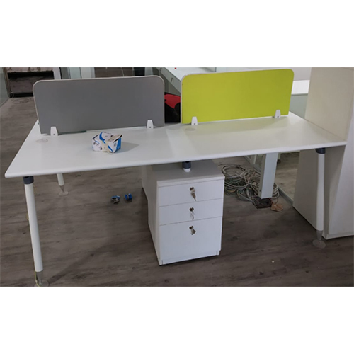 Partition Type Table With Ms Legs - Color: As Per Requirement