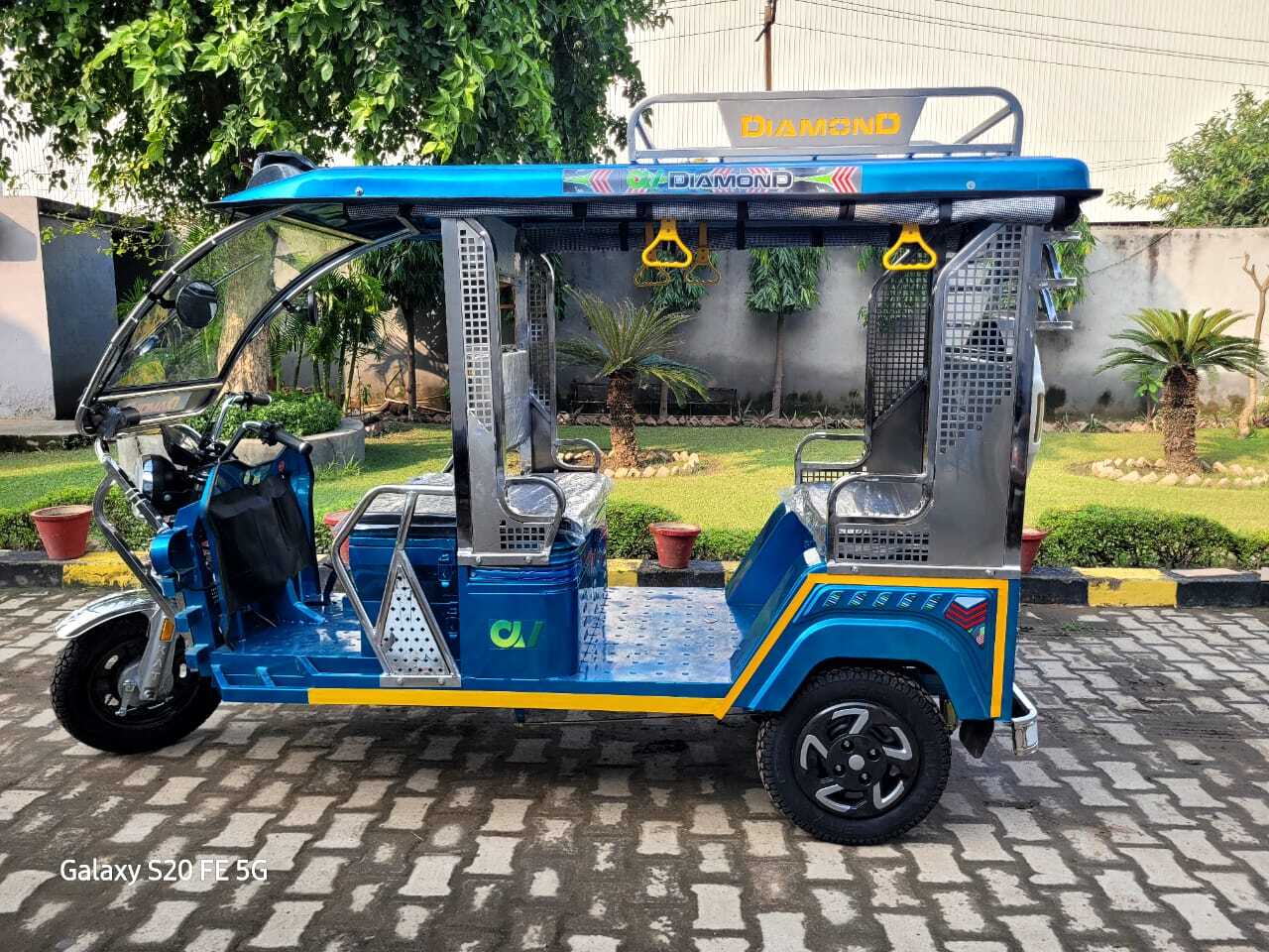 Diamond Super Shakti Dlx Passenger E Rickshaw