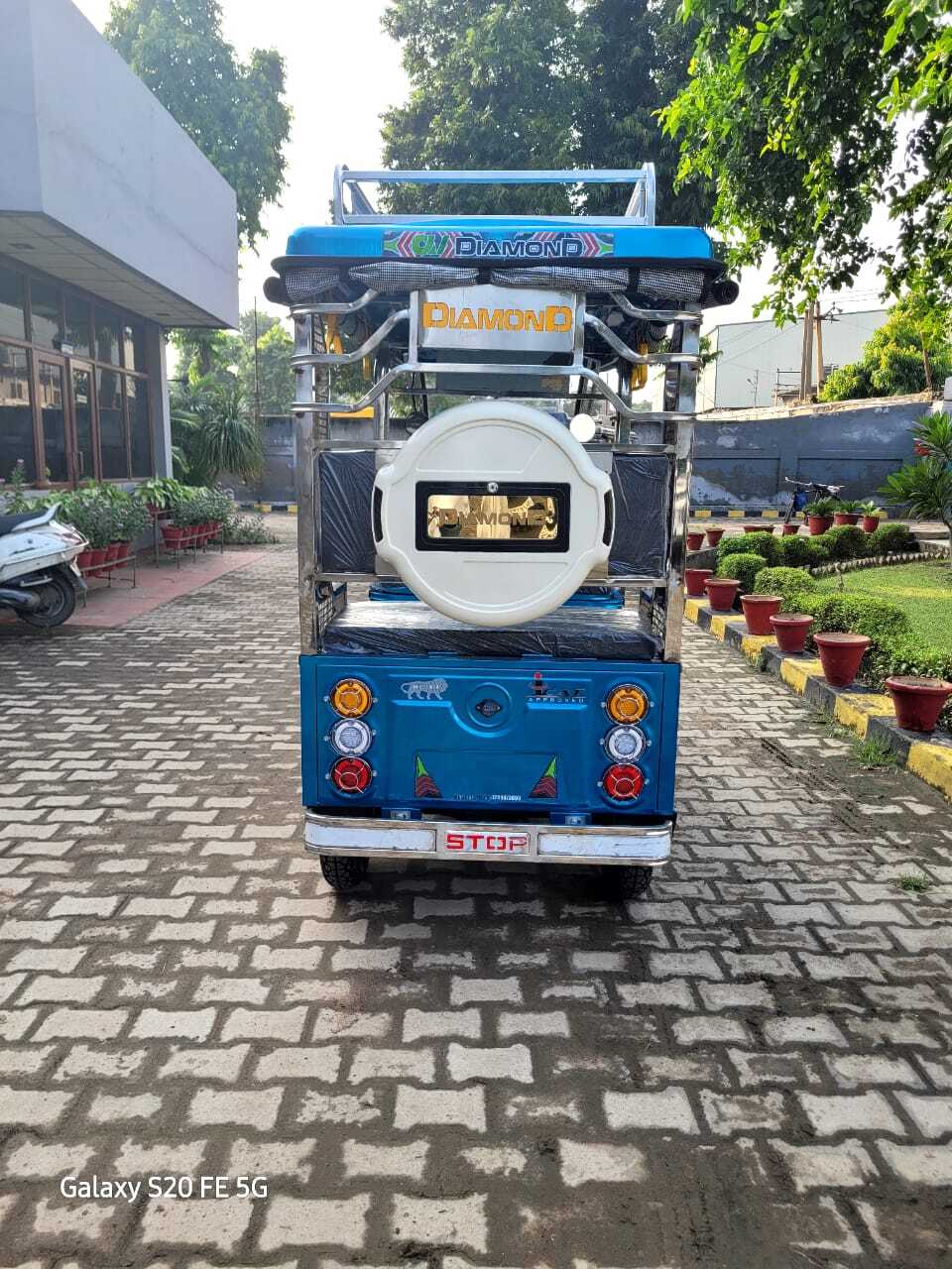 Diamond Super Shakti Dlx Passenger E Rickshaw