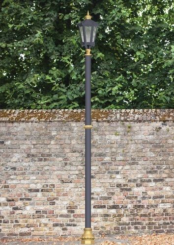 Decorative Cast Iron lamp pole with single light