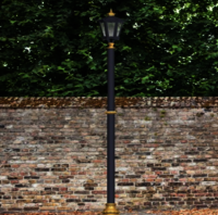 Decorative Cast Iron Lamp Pole With Single Light - Application: Garden
